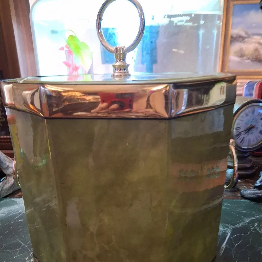 Vintage Retro Green Ice Bucket With Gold Accent-STUNNING ! RARE LQQK!!!